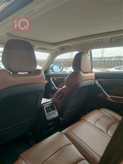 جيلي أزكارا